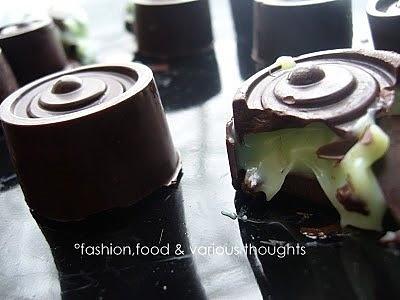 Cioccolatini After Eight con menta e cioccolato