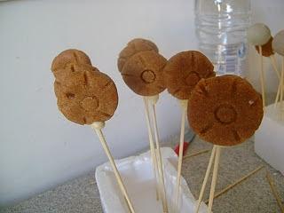 Cake pops Primavera con marmellata e cioccolato