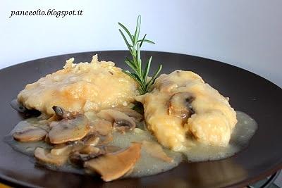 Petto di pollo morbido ai funghi