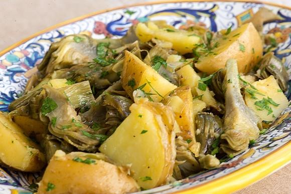Carciofi e patate in padella