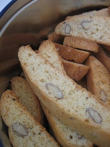 Tozzetti alle mandorle e anice