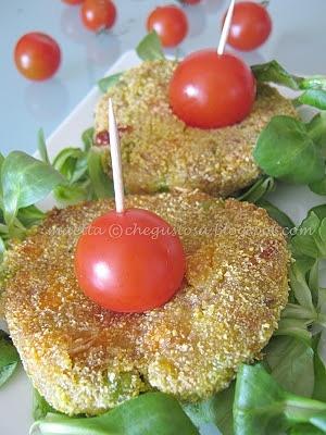 Alternative originale al classico hamburger: schiacciatine vegetali alla segale