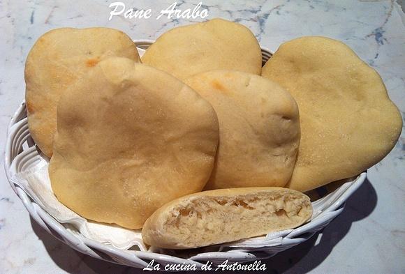 Pane arabo fatto in casa ricetta semplice