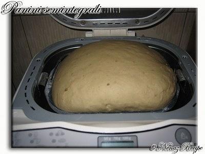 Panini semintegrali al latte fatti in casa