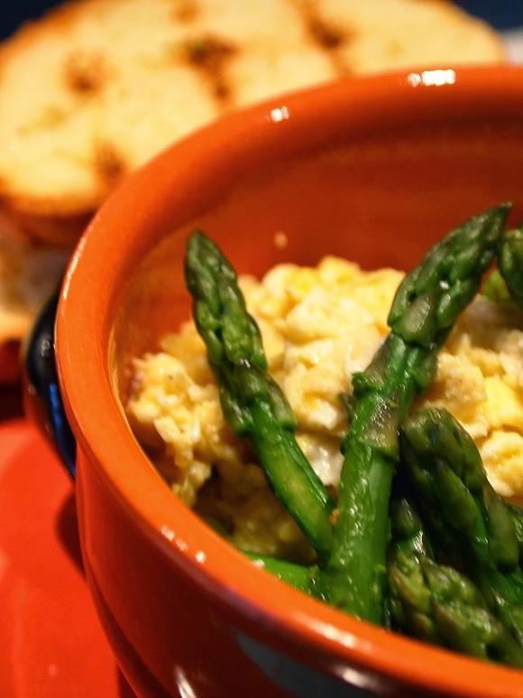 Muffin con asparagi stagione in tv