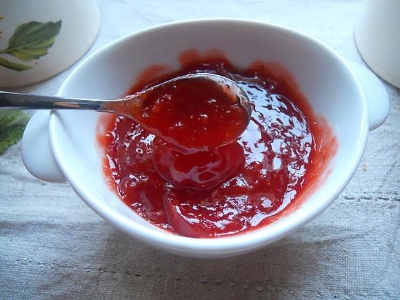 Marmellata di fragole fatta in casa