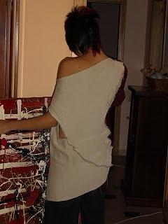 Maglia in cotone con cuciture a vista