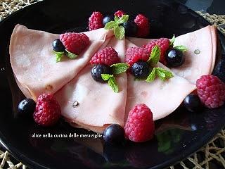 Mortadella e frutti di bosco: antipasto originale e leggero