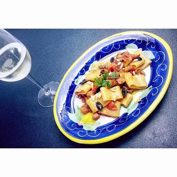 Calamarata con tonno rosso all'eoliana