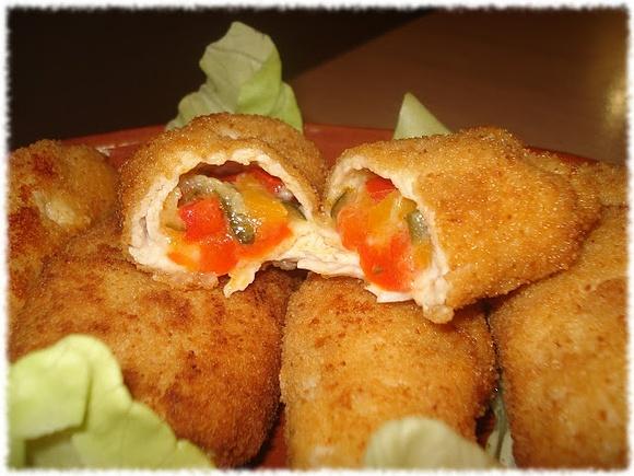 Involtini di petto di pollo con verdure e stracchino