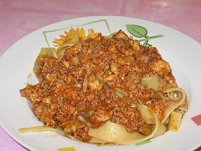 Ragù di coniglio, ricetta leggera e profumata