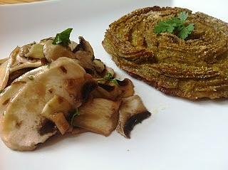 Meringa salata alle zucchine e funghi champignon trifolati