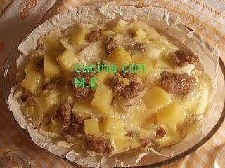 Torta salata con salsiccia patate cipolla Lou Bergier