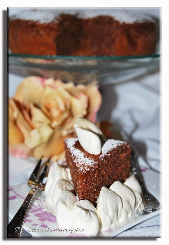 Torta light senza uova né latte