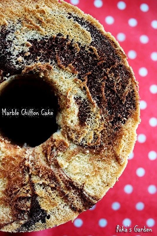 Marble chiffon cake
