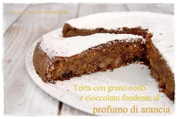 Torta con grano cotto e cioccolato fondente al profumo di arancia
