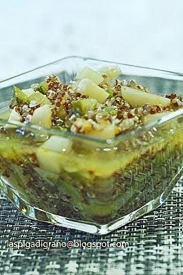 Minestra di quinoa rossa con topinambur e zucchina