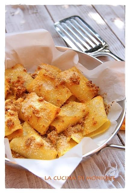 Paccheri gratinati con crema di zucca e salsiccia