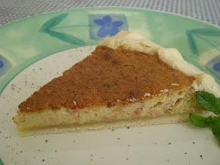 Torta salata con formaggio e mortadella