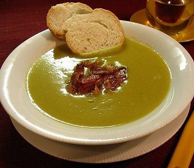 Zuppa di piselli spezzati