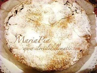 Torta con pere, amaretti e savoiardi di MariaPia