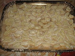 Gnocchi della nonna con acqua e farina al tegamino
