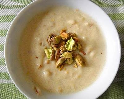 Coppette di semolino dolce e pistacchi