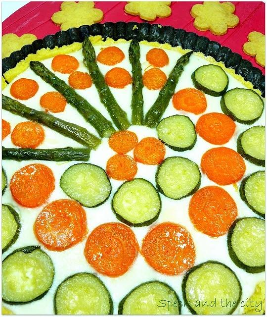 Crostata salata con besciamella e verdure