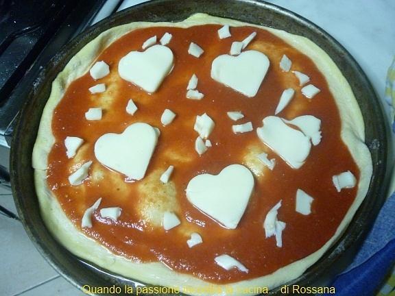 Pizza cuore di mozzarella