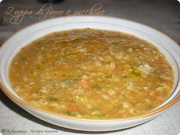 Zuppa di farro e zucchine