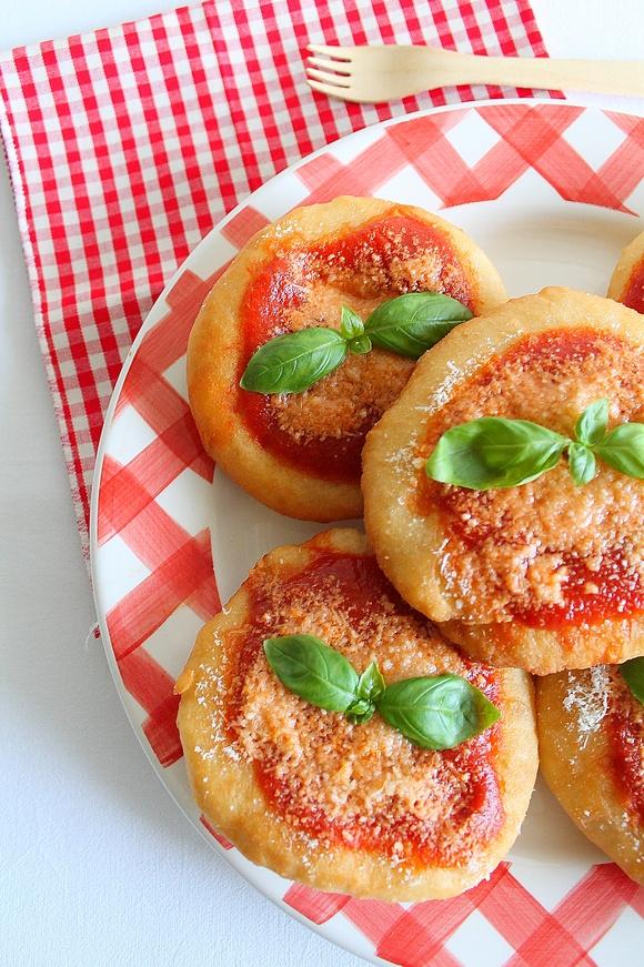 Pizzelle fritte napoletane