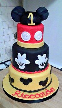 Marikacakes: Minnie & Mickey mouse cake  Torta topolino, Torte di  compleanno, Torte