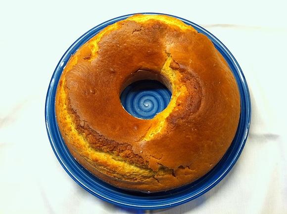 Ciambella casereccia fatta in casa