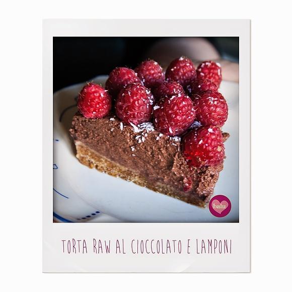 Torta di lamponi e cioccolato per parlare di sensazioni