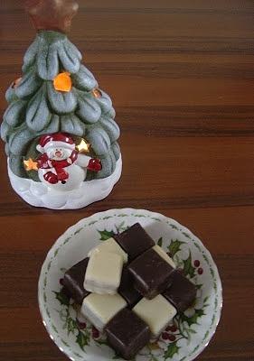 Dominosteine - Dolcetti austriaci con pasta di mandorle e cioccolato bianco