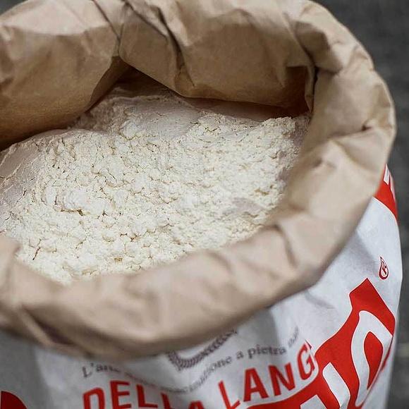 Piccolo farro Enkir e Shebar: farina di cereali antichi senza glutine