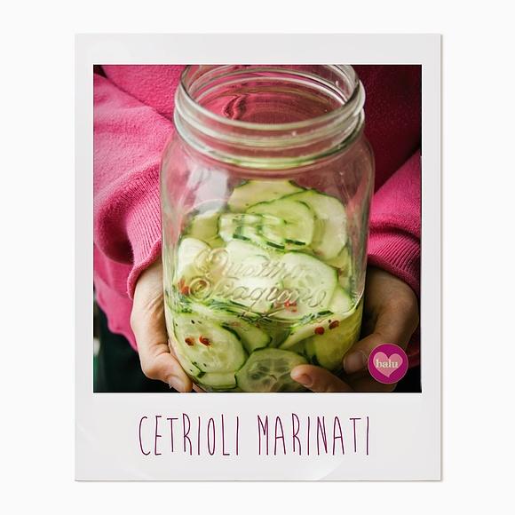 Cetrioli marinati al pepe rosa