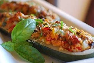 Zucchine ripiene con patate e mozzarella