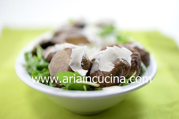 Funghi al forno con rucola e pecorino