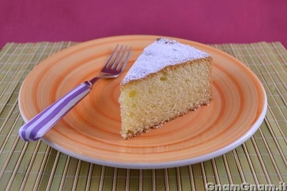 Torta paradiso senza burro e con aroma di limone