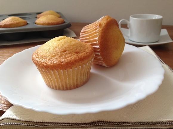 Muffin allo yogurt soffici e veloci