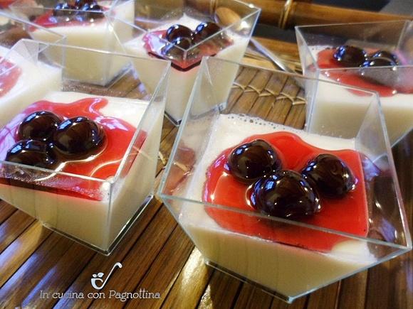 Finta panna cotta leggera e cremosa