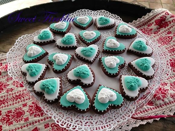 Biscotti decorati con tema cresima in blu Tiffany