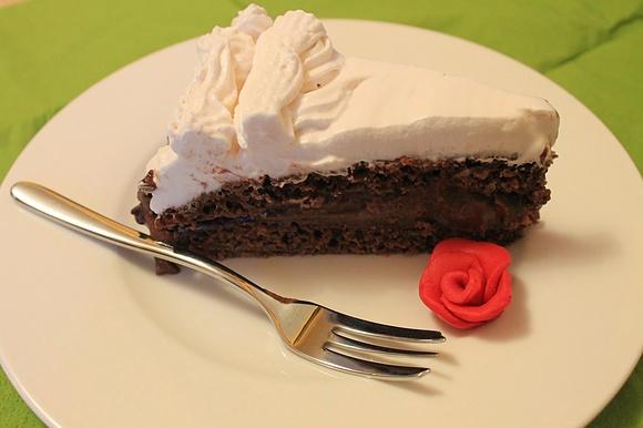 Torta al cioccolato integrale e senza zucchero