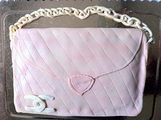 Altra cake Chanel con cioccolato plastico