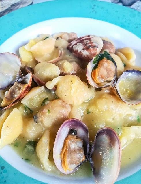Tofette con patate e vongole