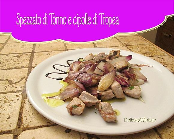 Spezzato di tonno e cipolle di Tropea
