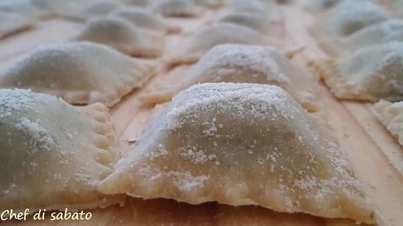 Ravioli con spinaci e ricotta