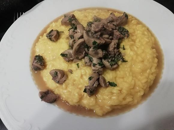 Risotto alla milanese con rognone trifolato