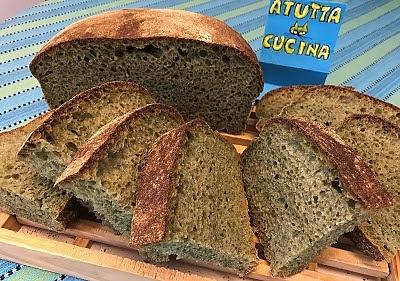 Pagnotta integrale alla spirulina